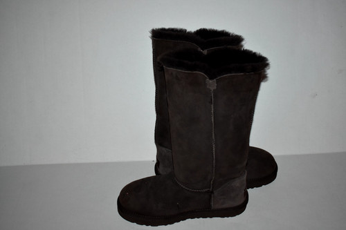Ugg bailey button triplet - button, ii
